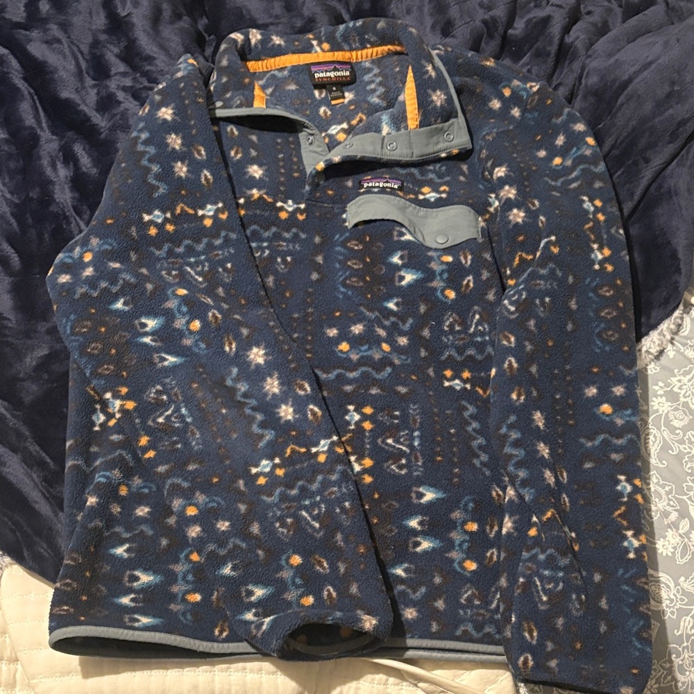 Patagonia Navy and Orange Patterned Fleece